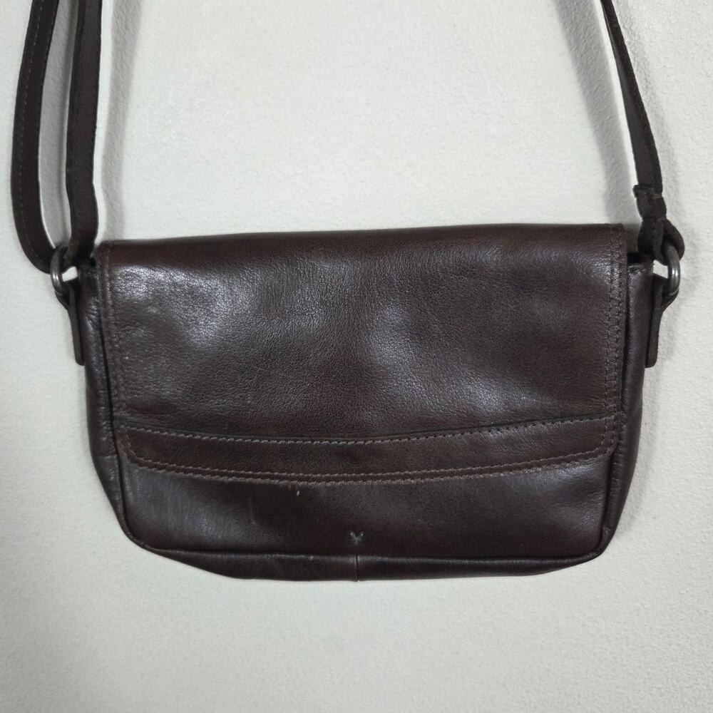 Vilenca Holland Brown Leather Crossbody Purse